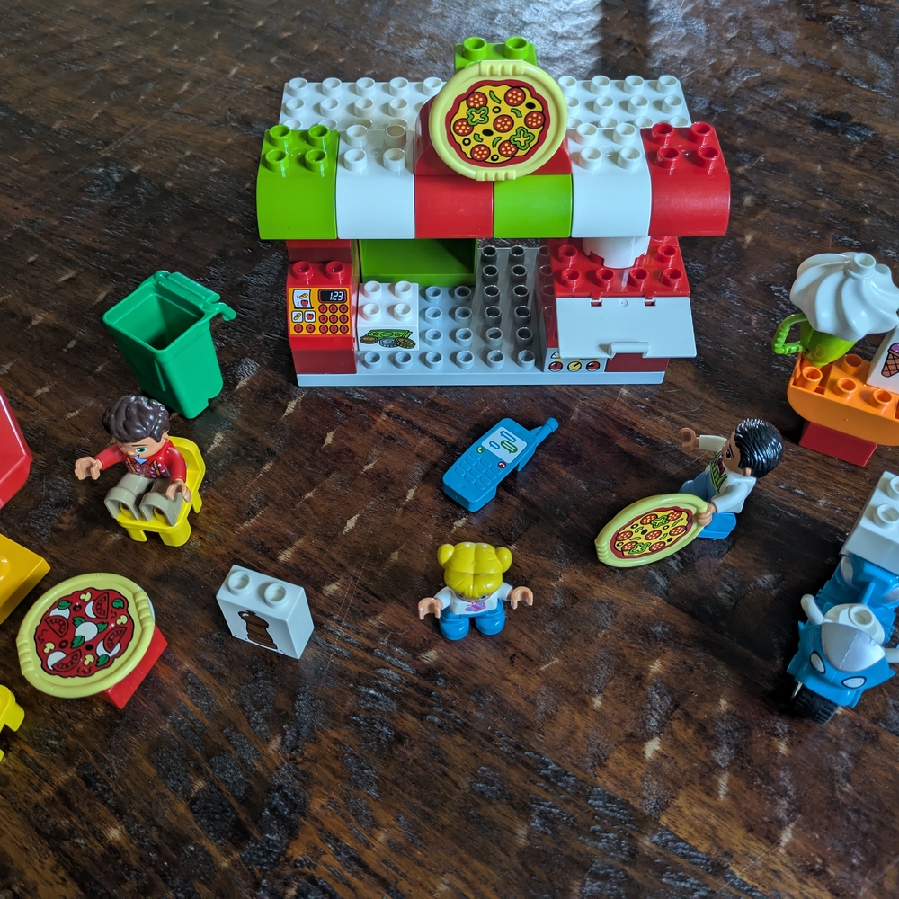 Lego Duplo 10834 My Town Pizzeria (Retired)